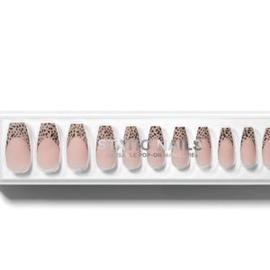 Static Nails - Cheetah French
